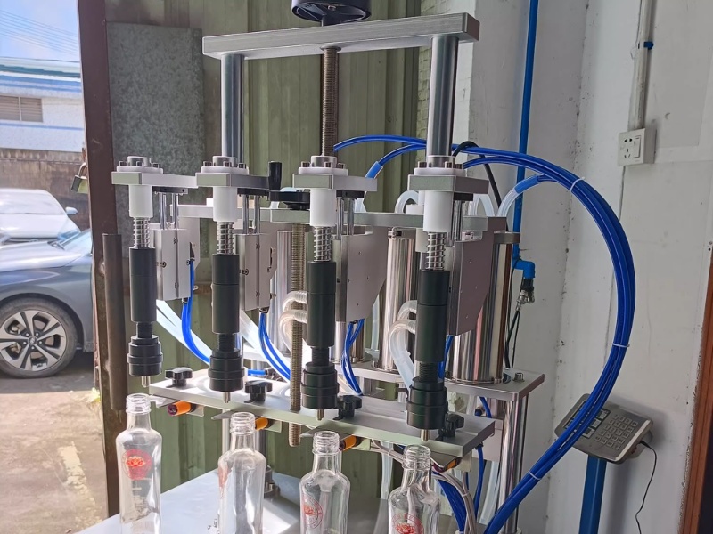 vacuum filling machine